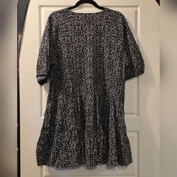 NWT Bell Elbow Sleeve Mini A-Line Dress - Black Floral - Picture 6 of 7